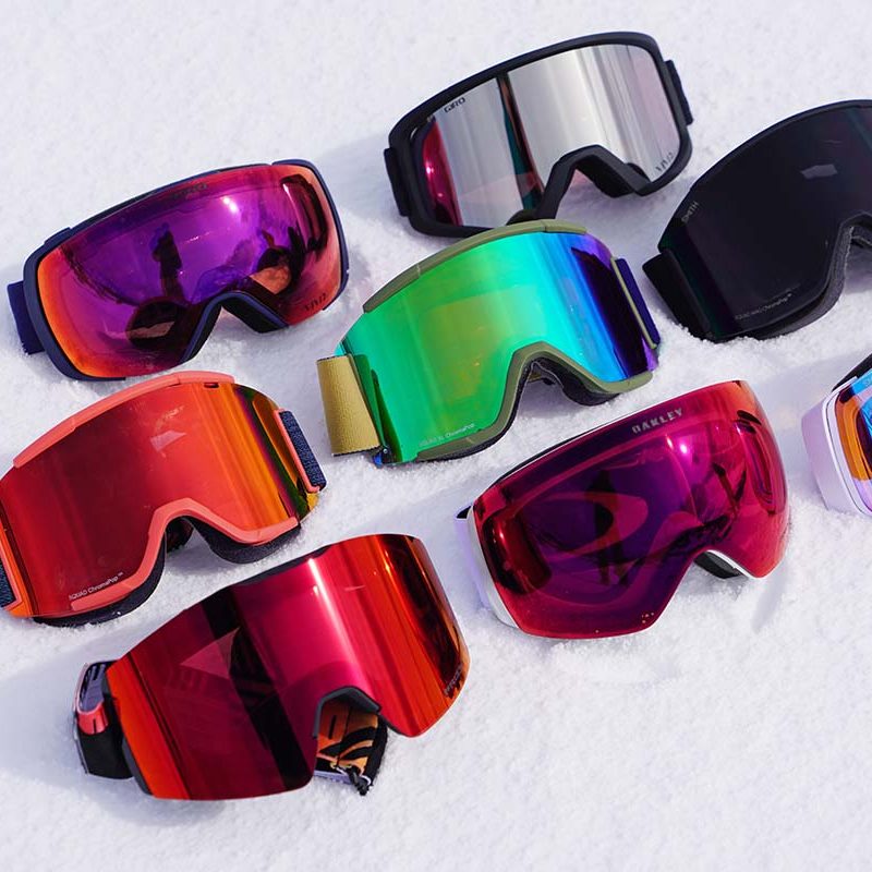 	
ski goggles