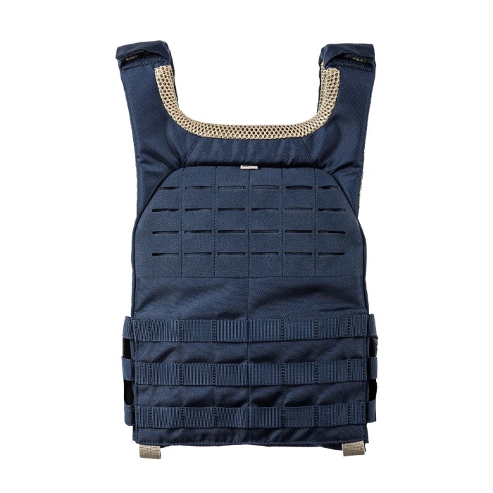 how much does a bulletproof vest weigh