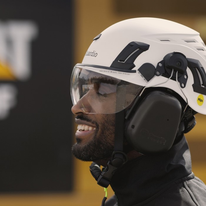 Safety Helmet Construction Innovations: Keeping Workers Safe插图2 safety helmet construction