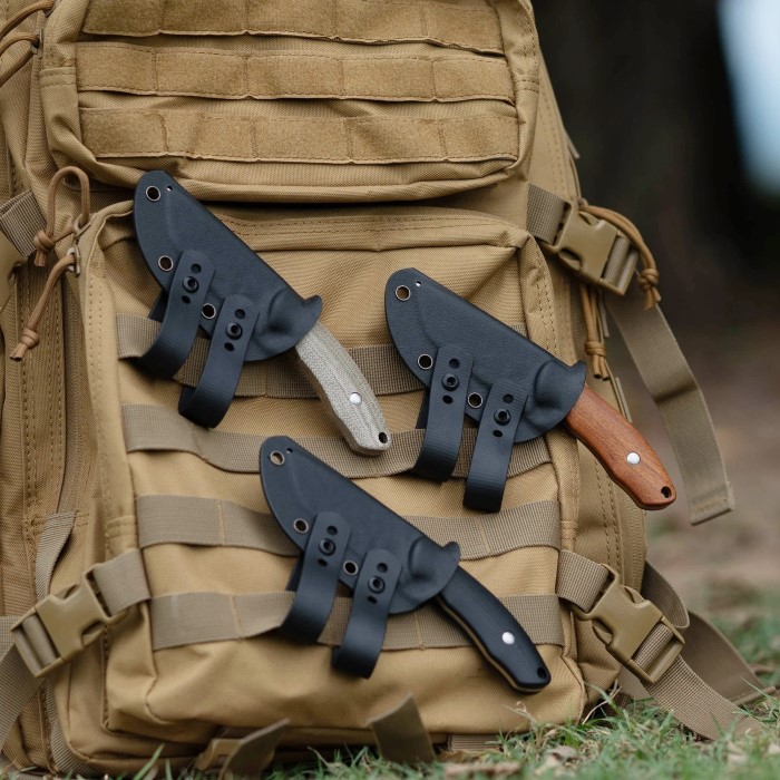 can you put a pocket knife in a checked bag