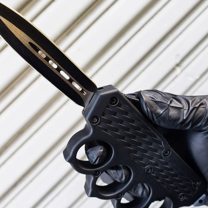 tactical brass knuckles