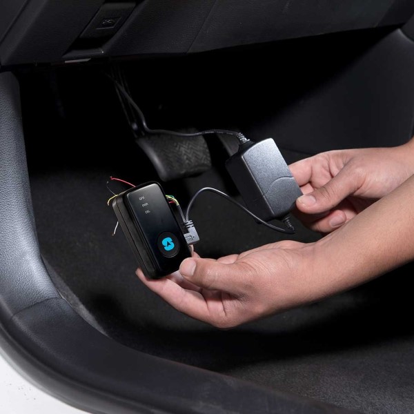 hardwired gps tracker