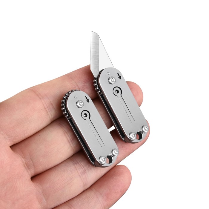 small pocket knife