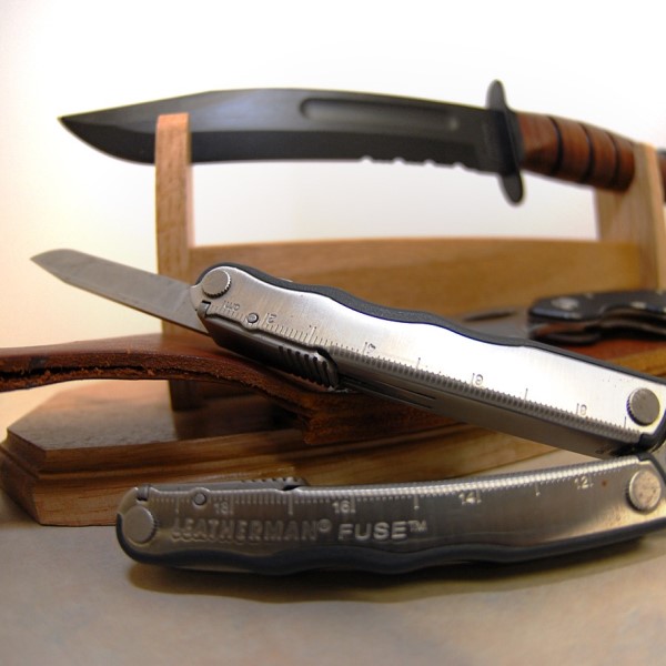 Is It Illegal to Carry a Pocket Knife? Understanding the Laws插图1 is it illegal to carry a pocket knife