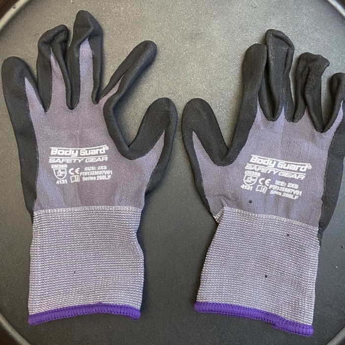 body guard safety gear gloves