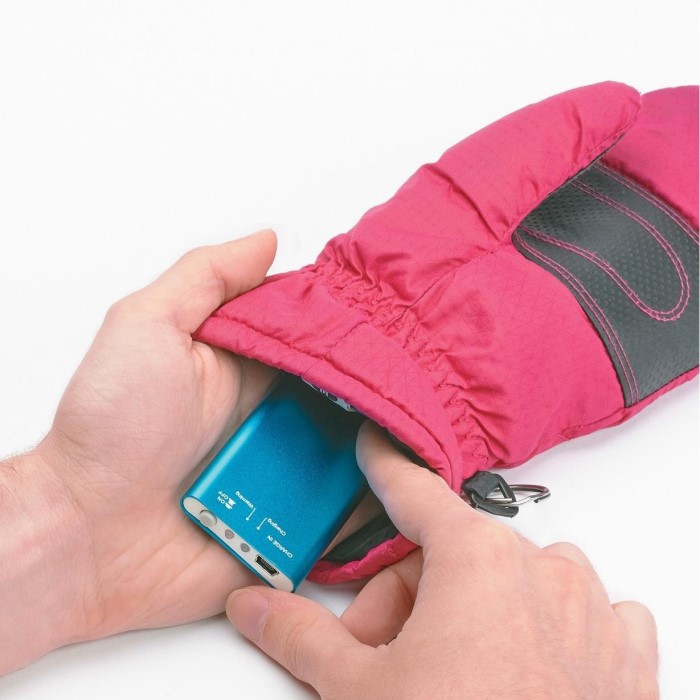 what is inside a hand warmer